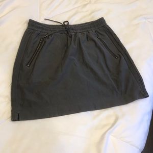 Athleta farafallon skirt 8 tall cypress green